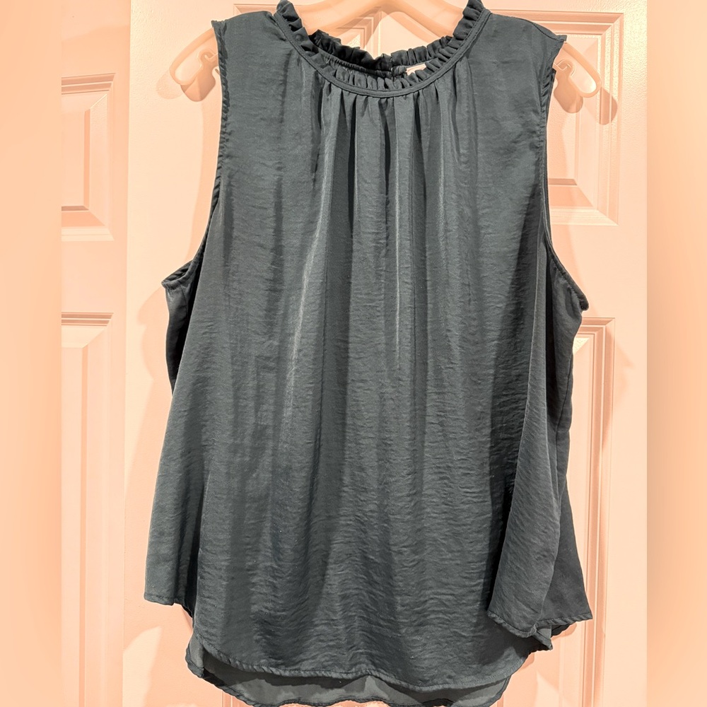 Green Old Navy XL tank style professional work shirt